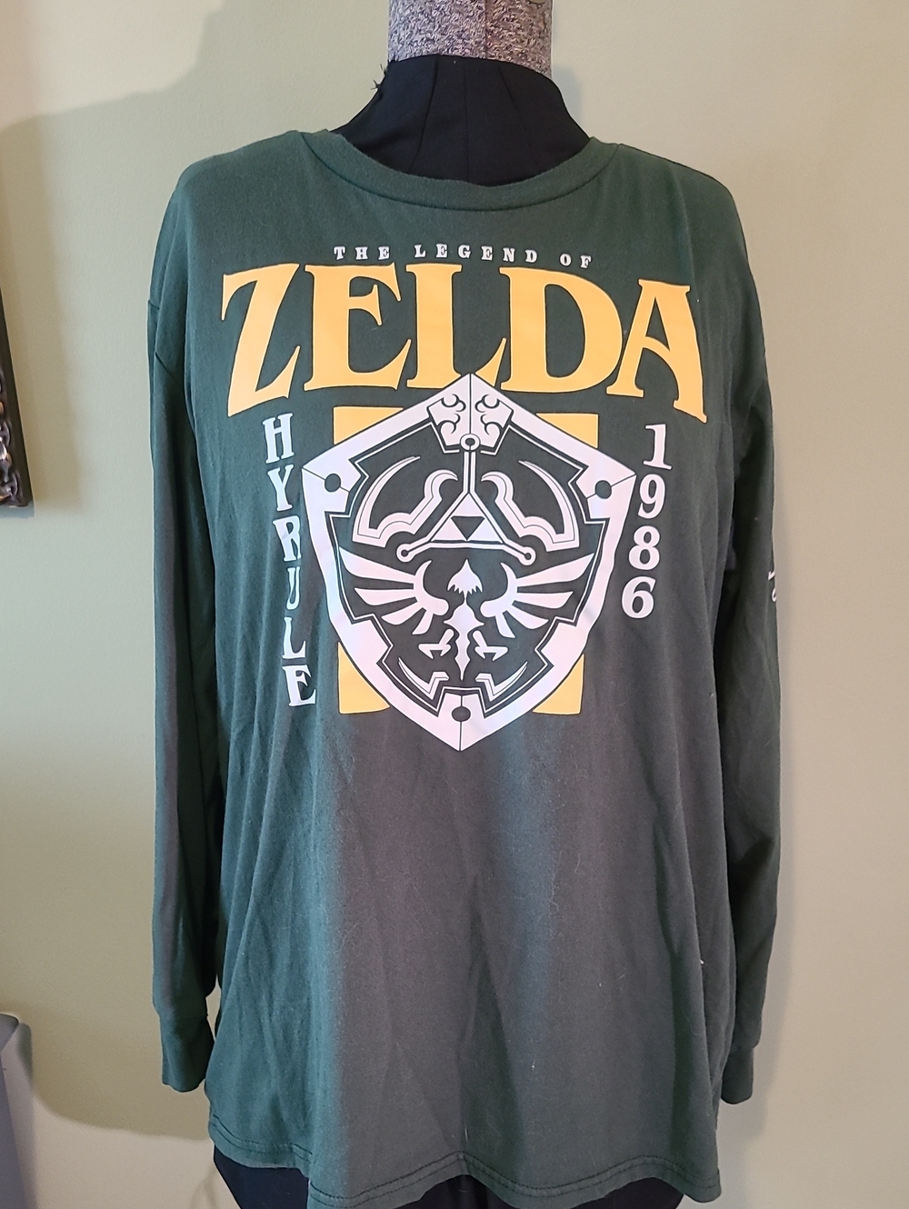 Legend of Zelda Long-sleeve Green T-shirt By Mad Engine, Adult Size Large